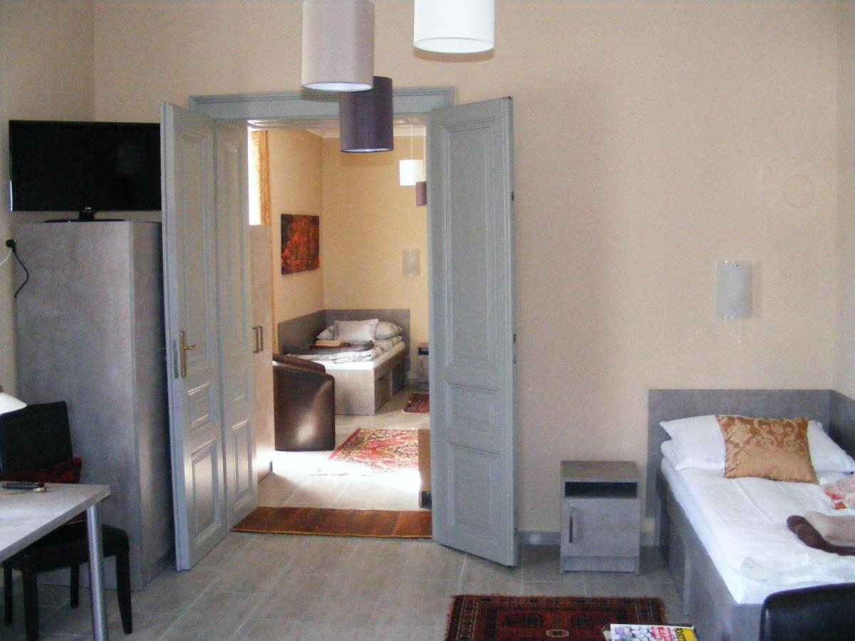 Ketbodonyi Apartments Exterior photo